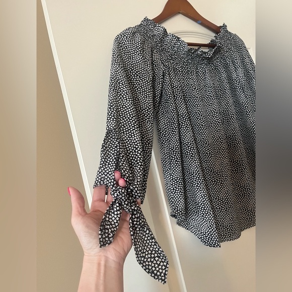 MICHAEL Michael Kors Black & White Off the Shoulder Blouse Women’s Size Small - Picture 9 of 13